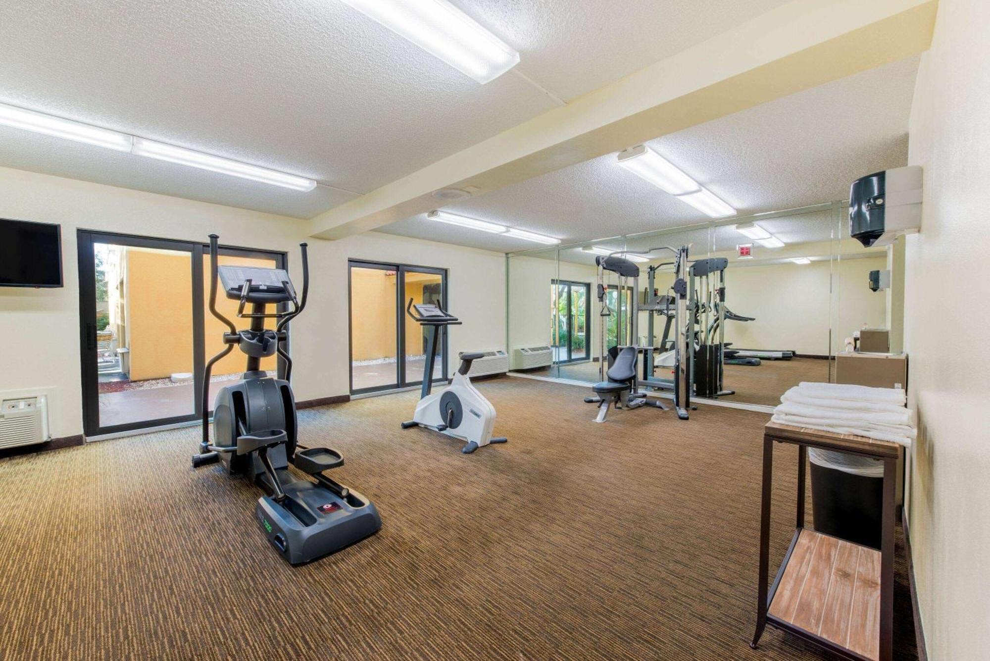 Hotel La Quinta By Wyndham Ft Lauderdale Cypress Creek